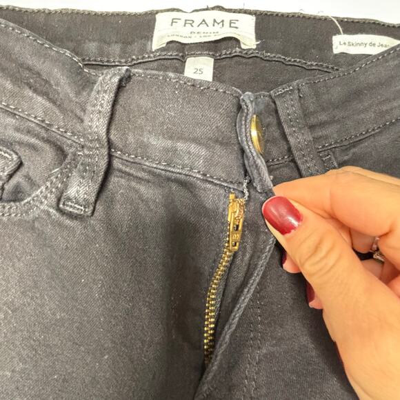 Frame Le Skinny De Jeanne Crop Black Jean Released Hem Frayed Jeans 25 - Picture 8 of 12